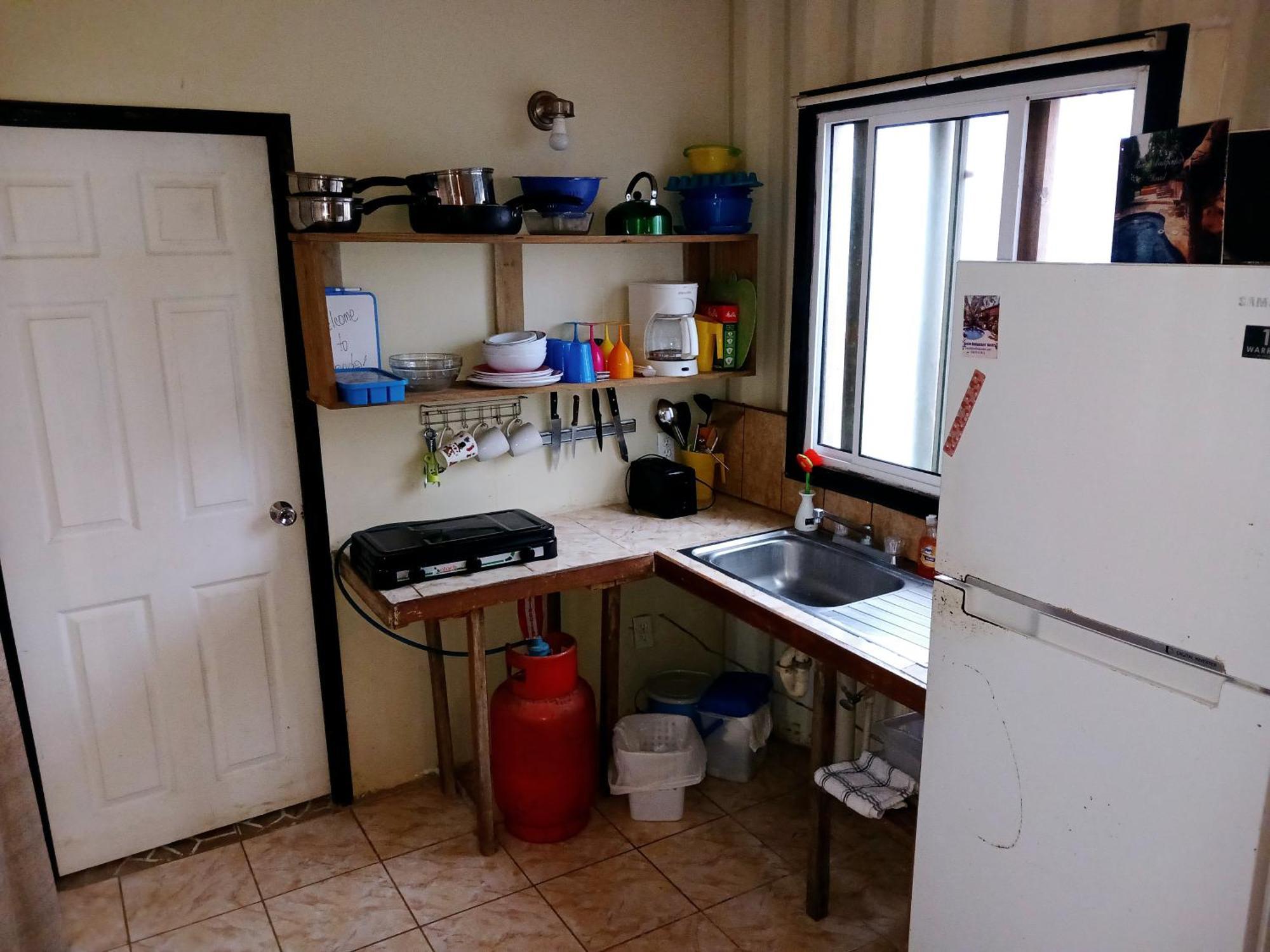 Roatan Backpackers' Hostel Sandy Bay Екстер'єр фото